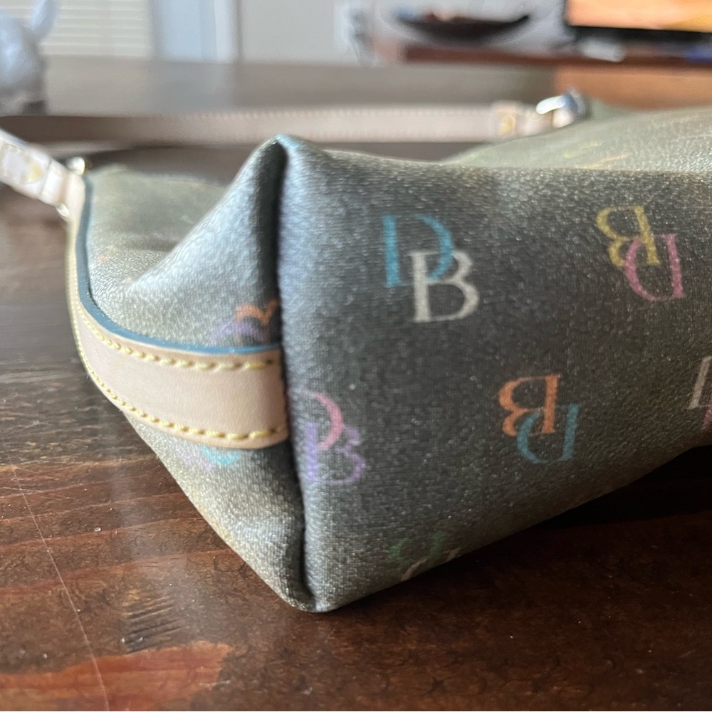 Dooney & Bourke Purse - Picture 13 of 16